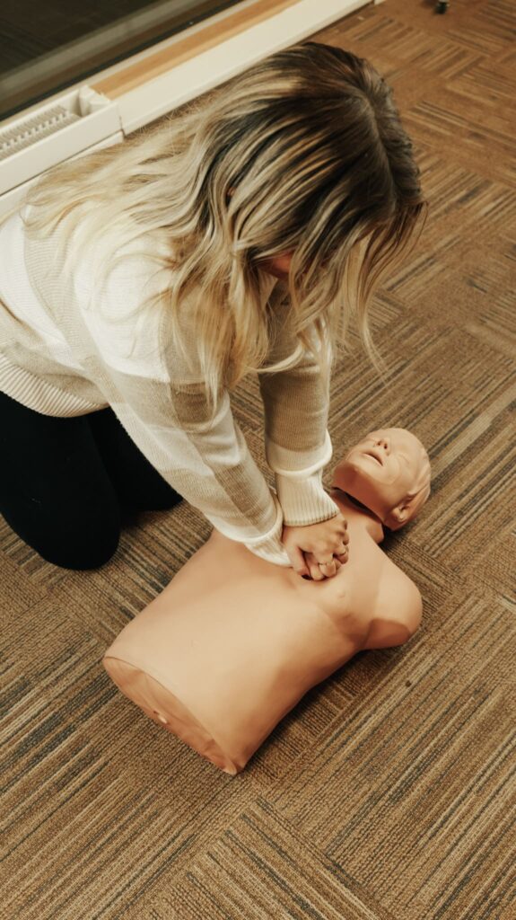 emergency first aid at work training course